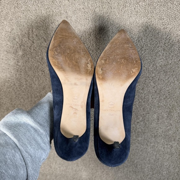 Ann Taylor Shoes Womens 8.5 Blue Suede Tassel Pointed Toe Kitten Heel Pumps - Picture 8 of 9